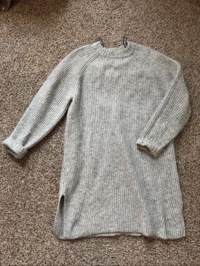 H&M Heather Gray Ribbed Crewneck Tunic Sweater